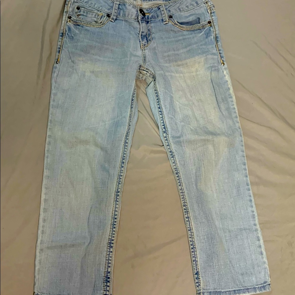 Aeropostale cropped jeans